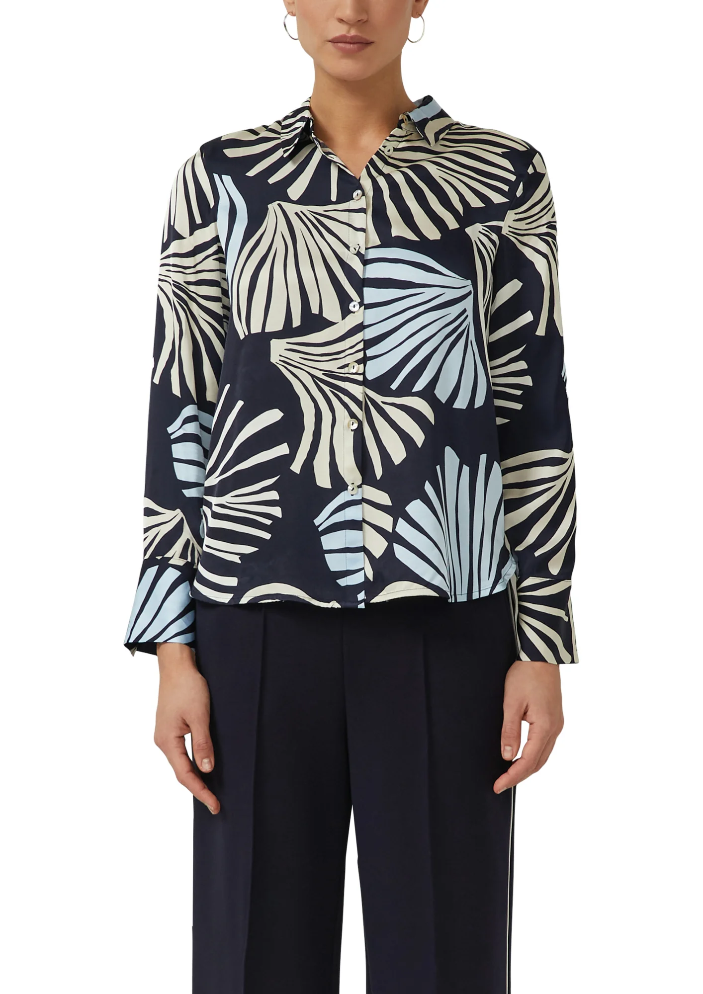 Glänzende Viskose-Bluse - Image 4