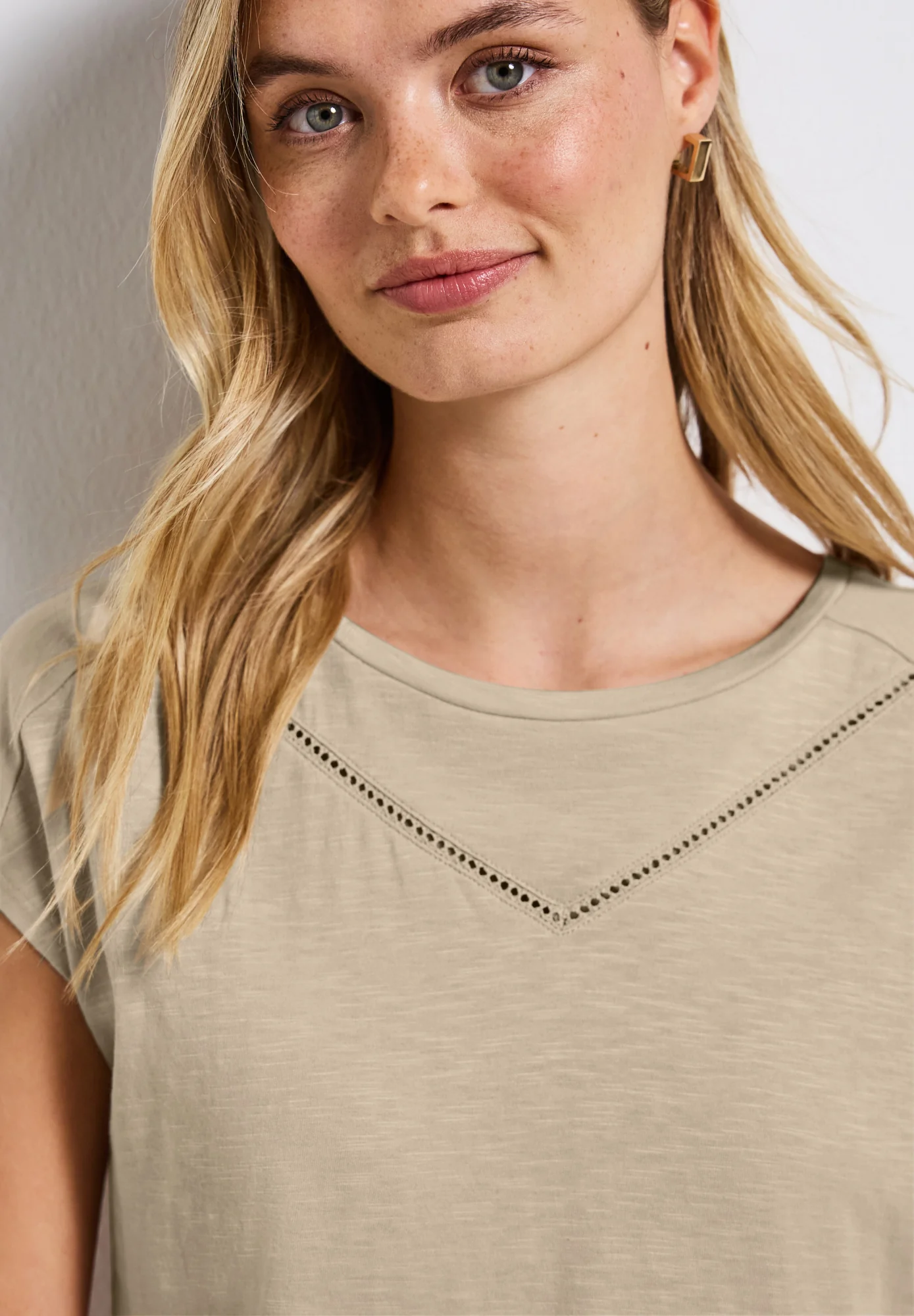 Shirt mit Dekotape - Image 3