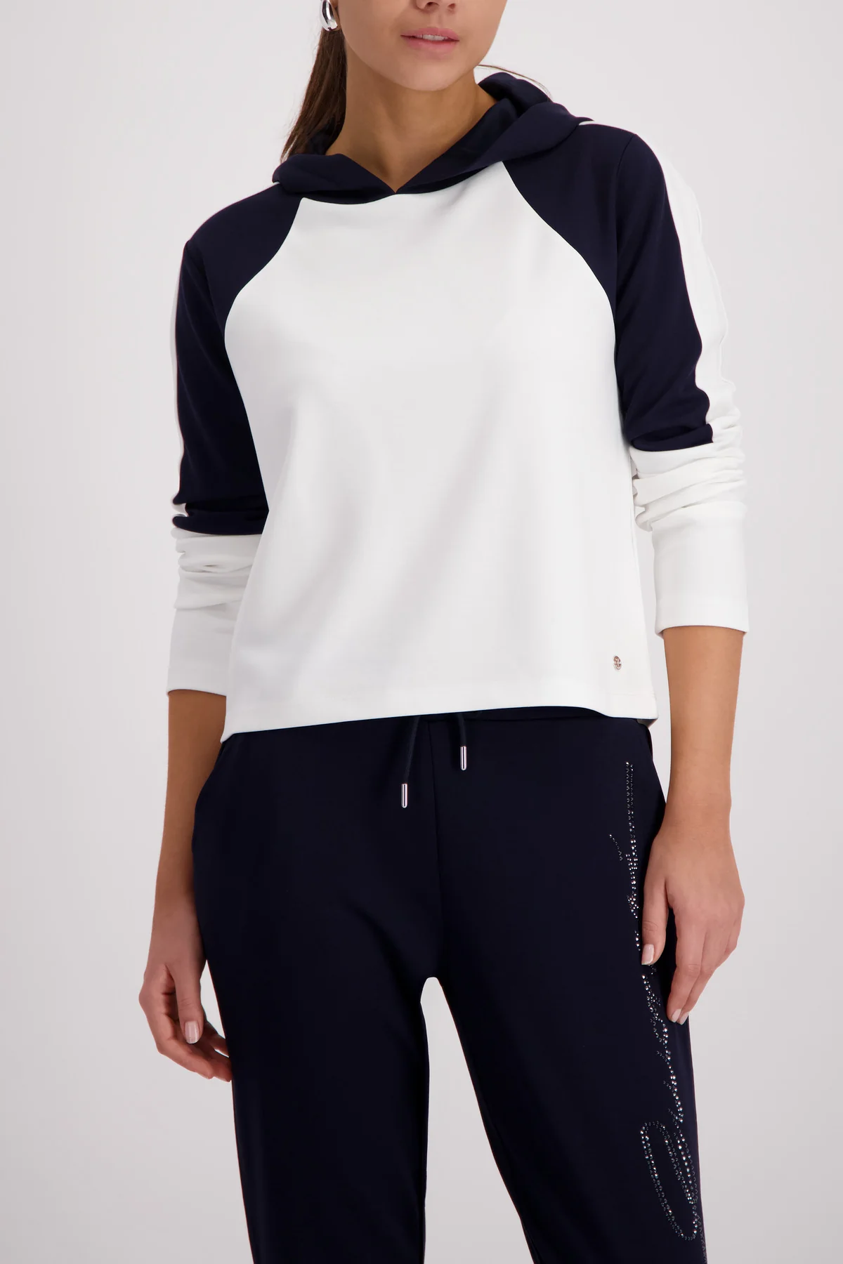 Colorblock Sweatshirt - Image 2