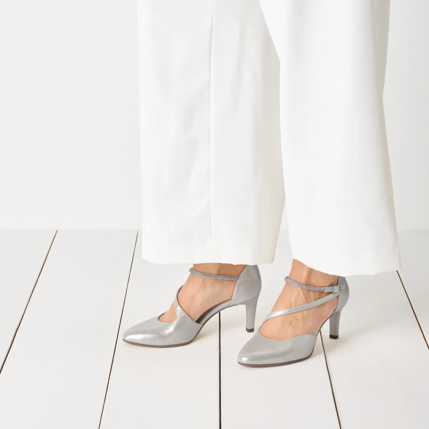Pumps - Image 2