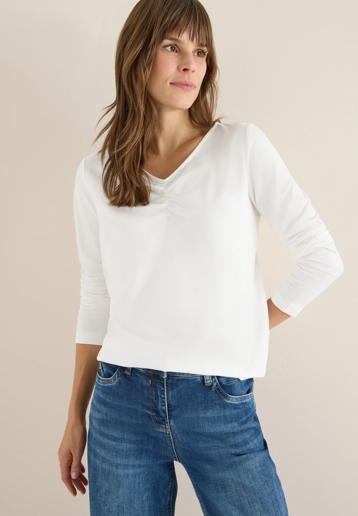 Basic Shirt mit Raffung - Image 2