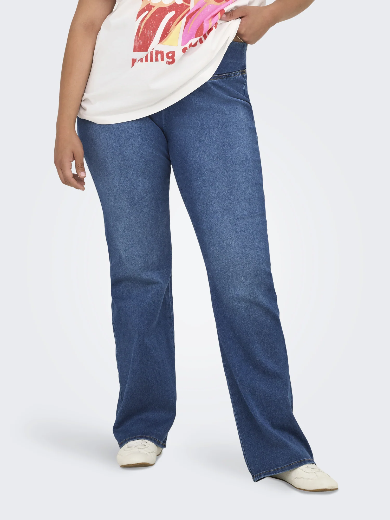 Jeans - Image 2