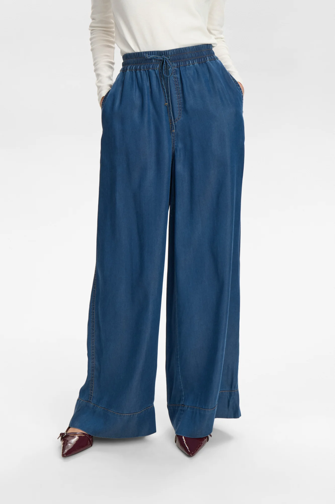 Hose - Image 2