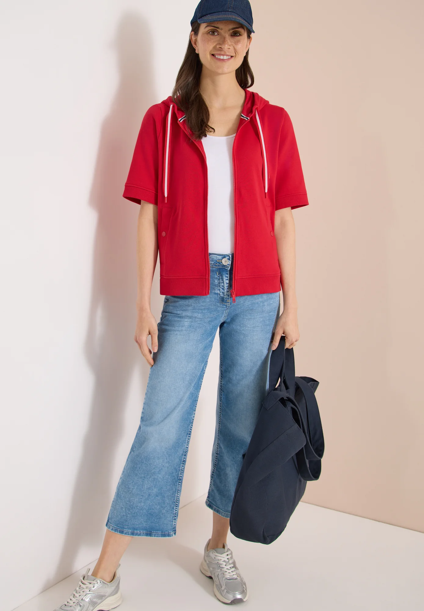 Sommerliche Sweatjacke - Image 3