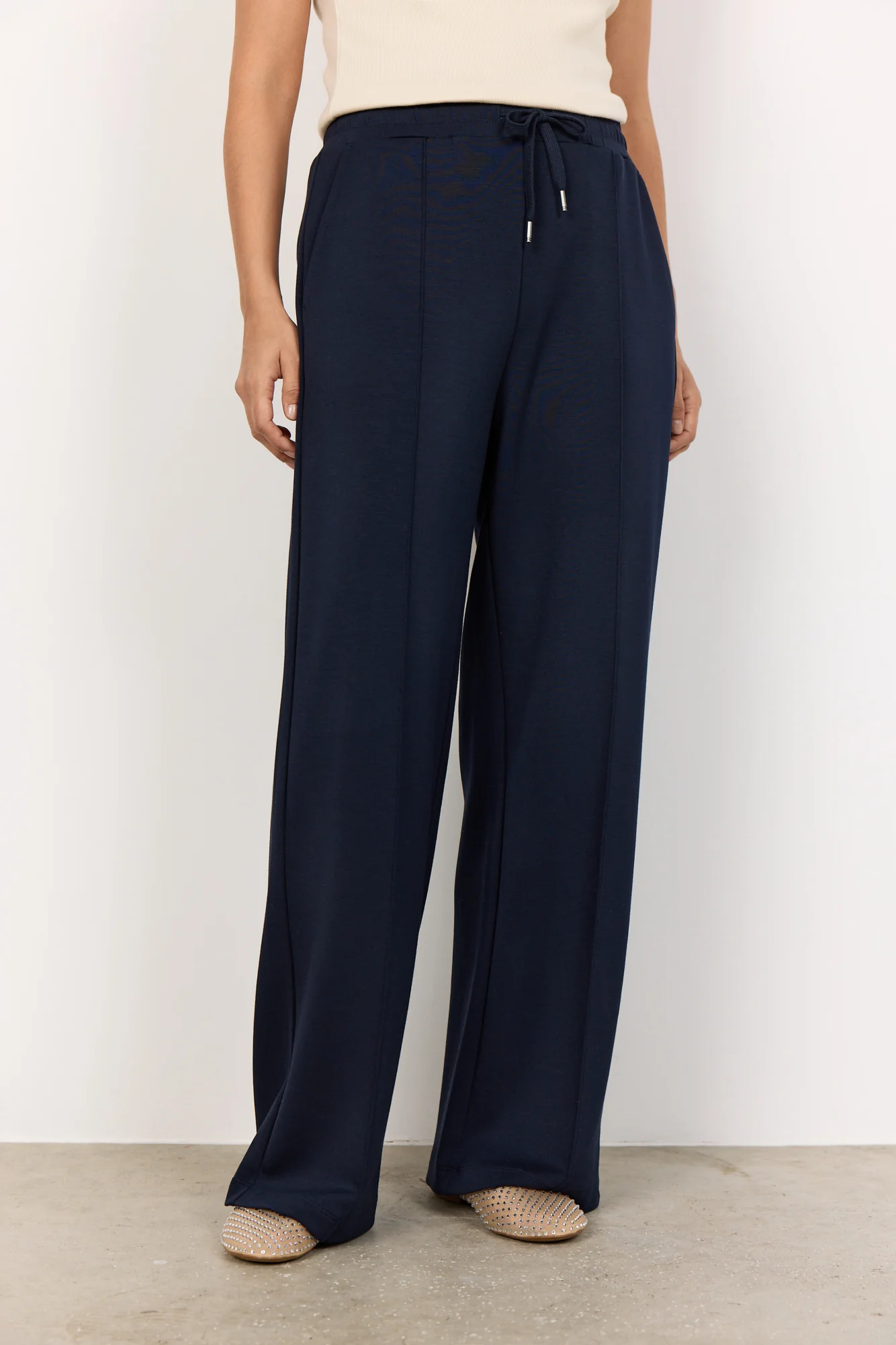 Hose - Image 2