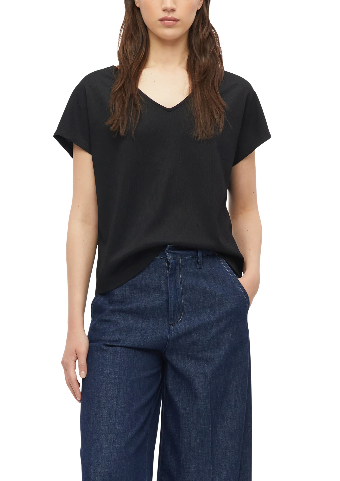 Strukturiertes V-Neck-T-Shirt