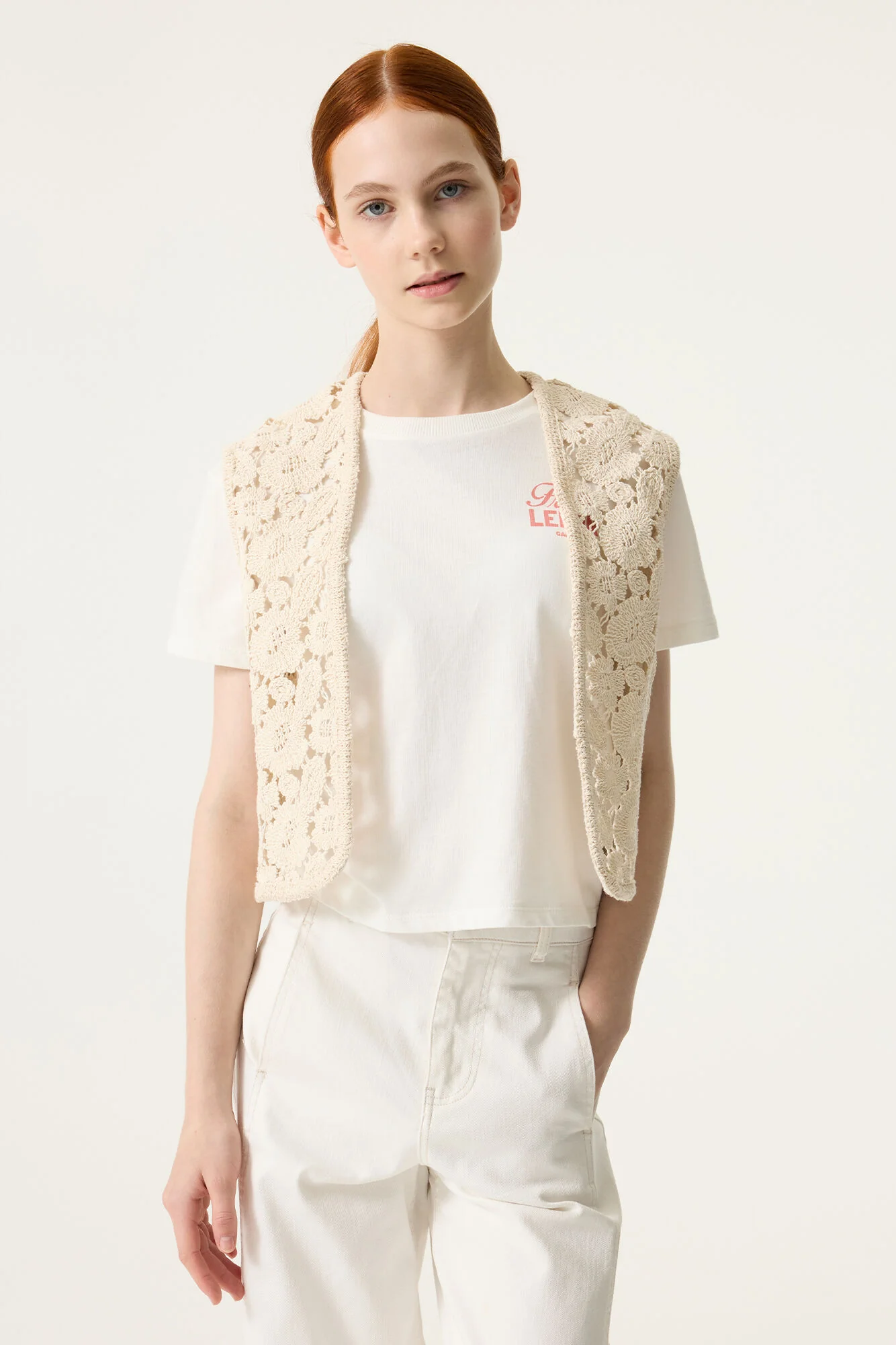 Gebrochenes weißes Gilet - Image 2