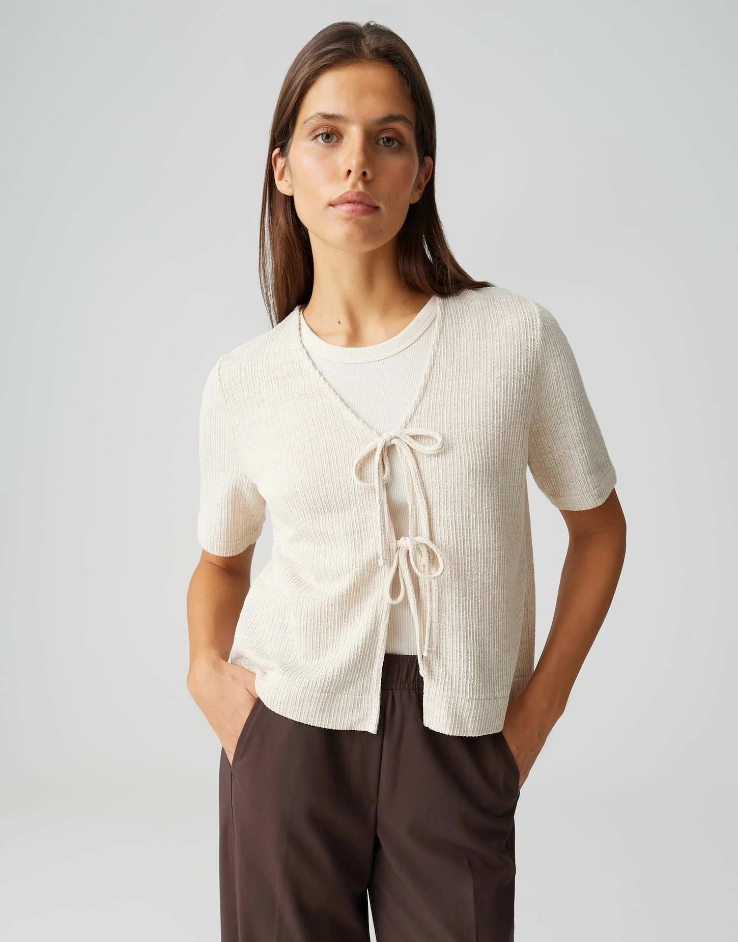 beige - Image 2