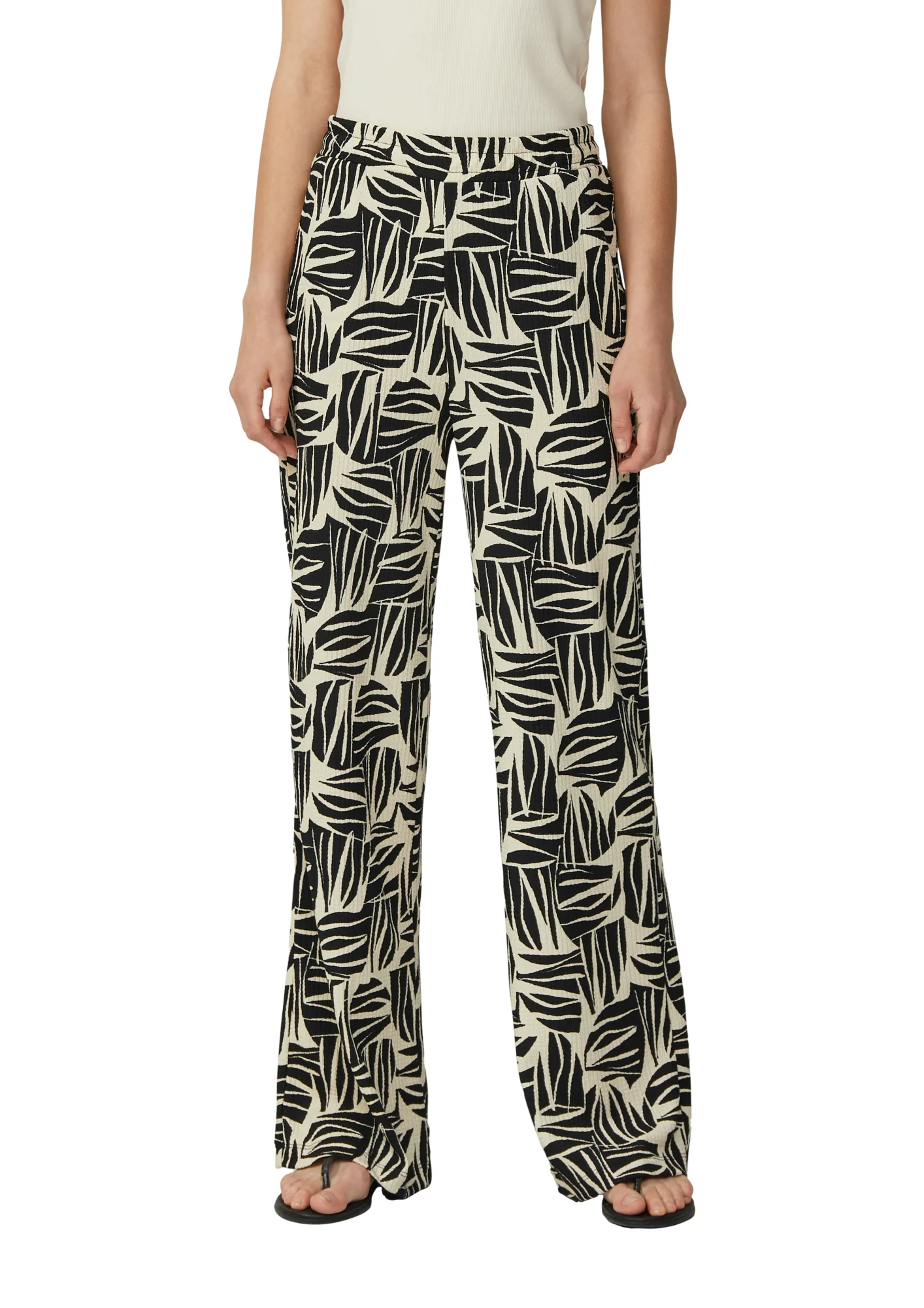 Hose - Image 2