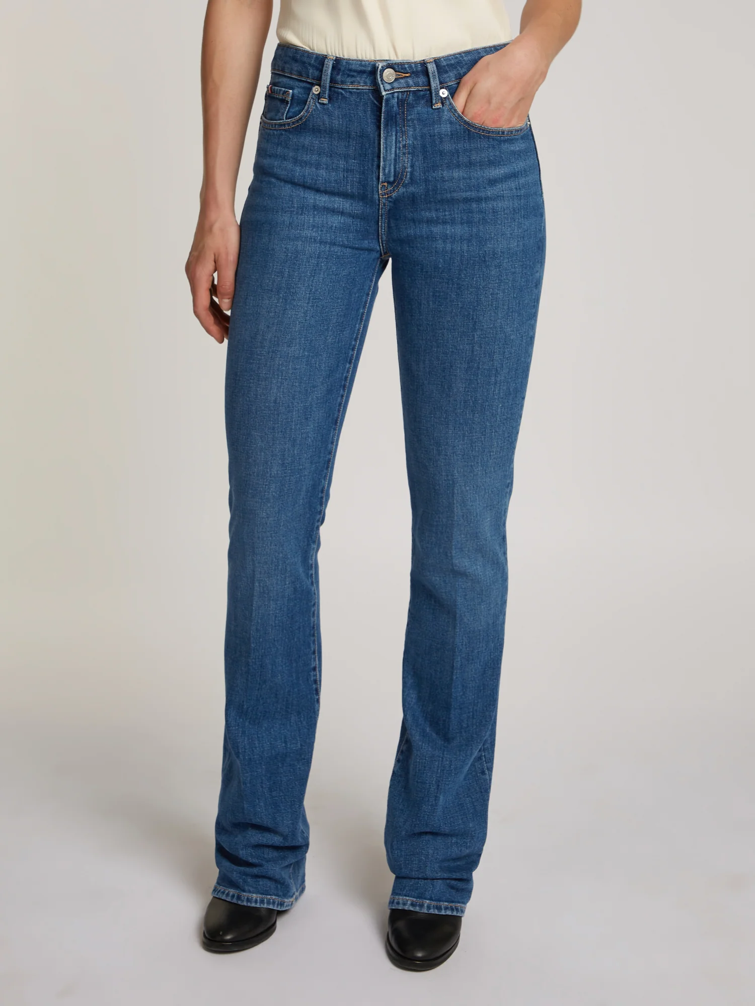 Bootcut-Jeans - Image 2