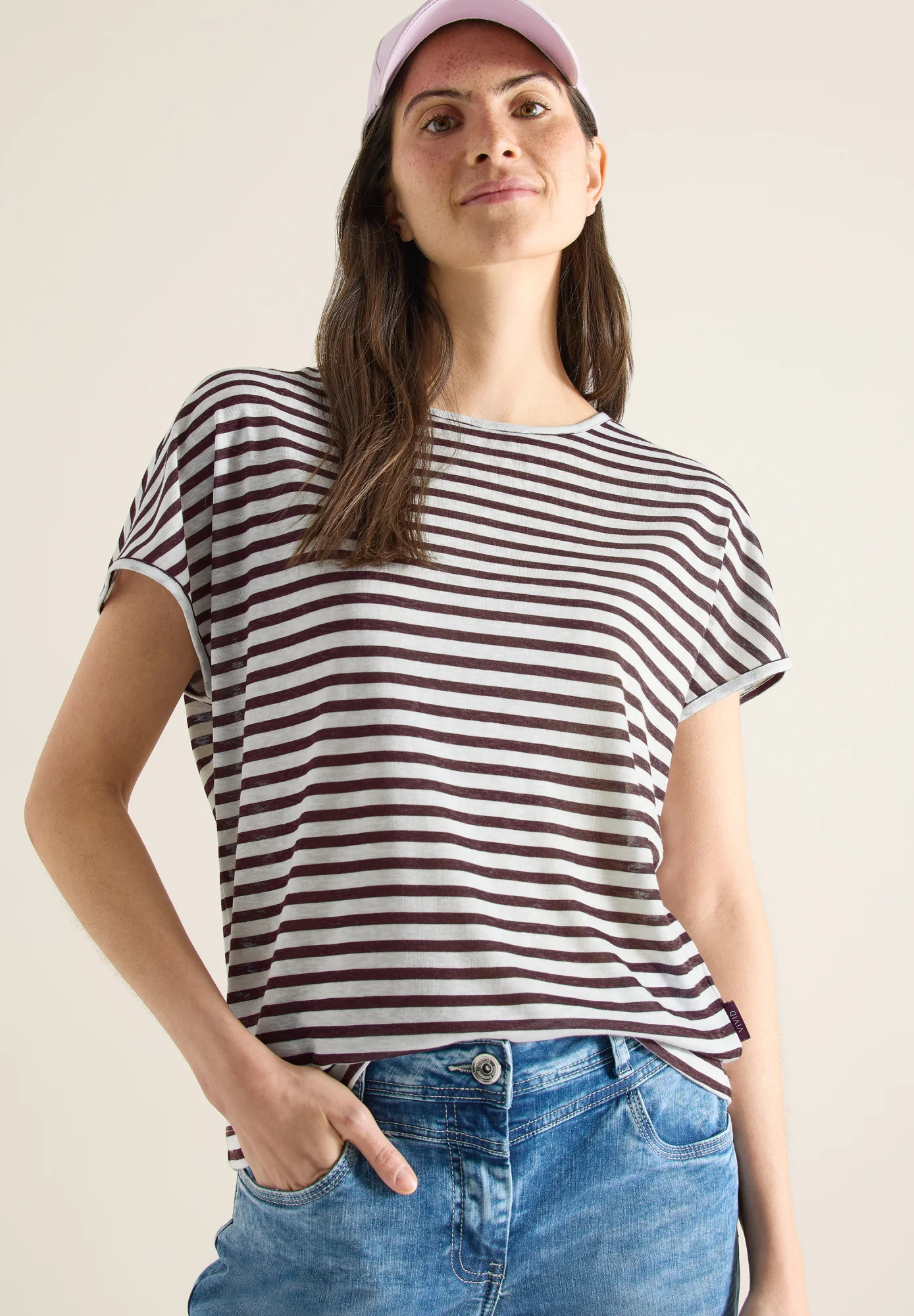T-Shirt mit Boatneck - Image 5