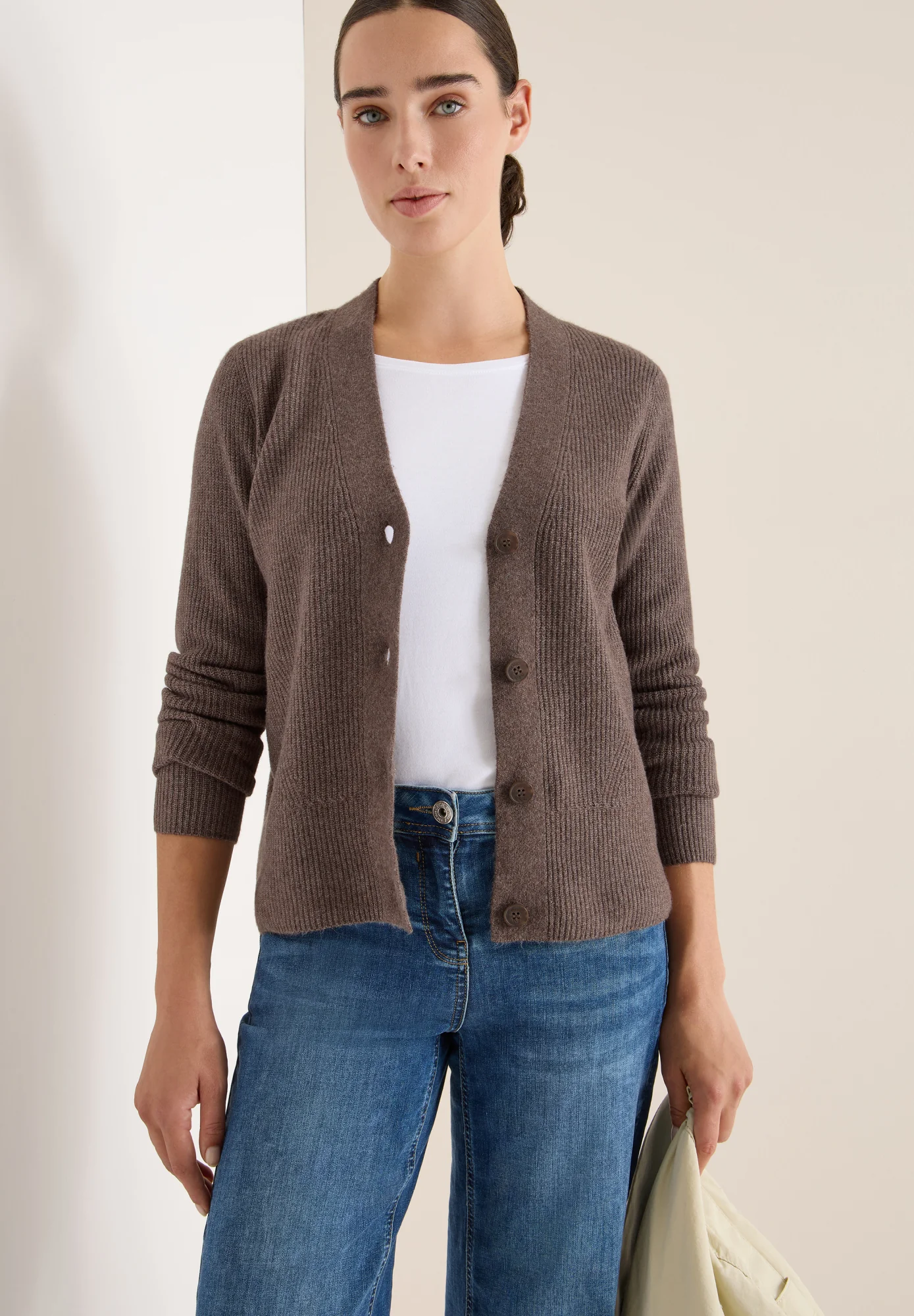 Strickjacke mit Knopfleiste - Image 2