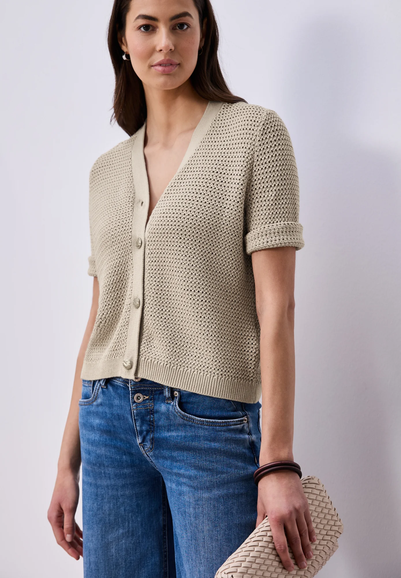 Kurzarm Cardigan mit V-Neck und Struktur - Image 3